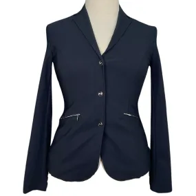 B Vertigo Sonia Softshell Show Jacket in Navy - Women's 10
