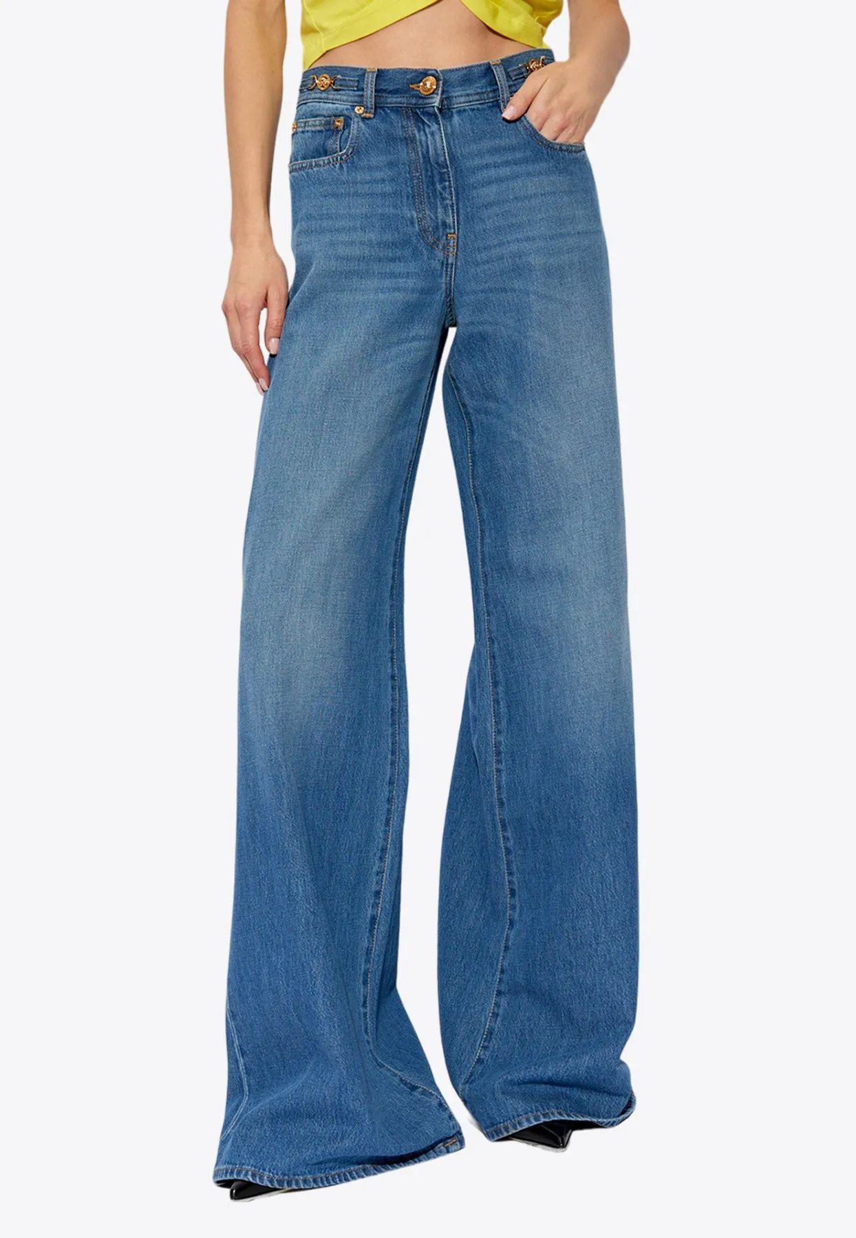 Basic Wide-Leg Jeans