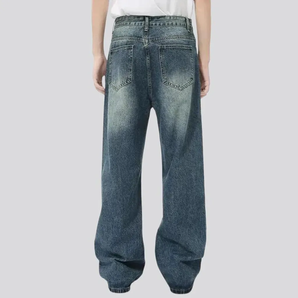 Classic mid-rise men's jeans