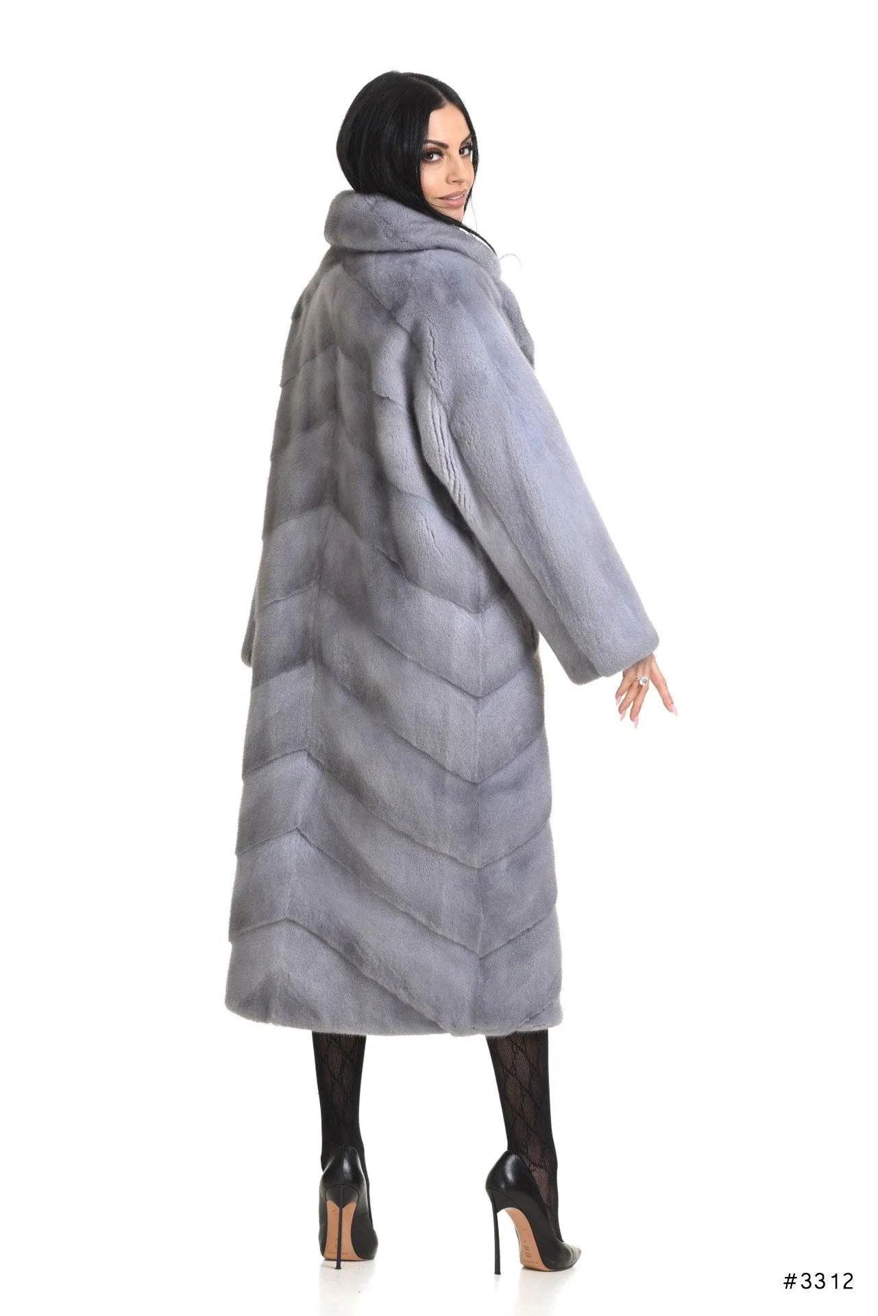Elegant long mink coat with english collar