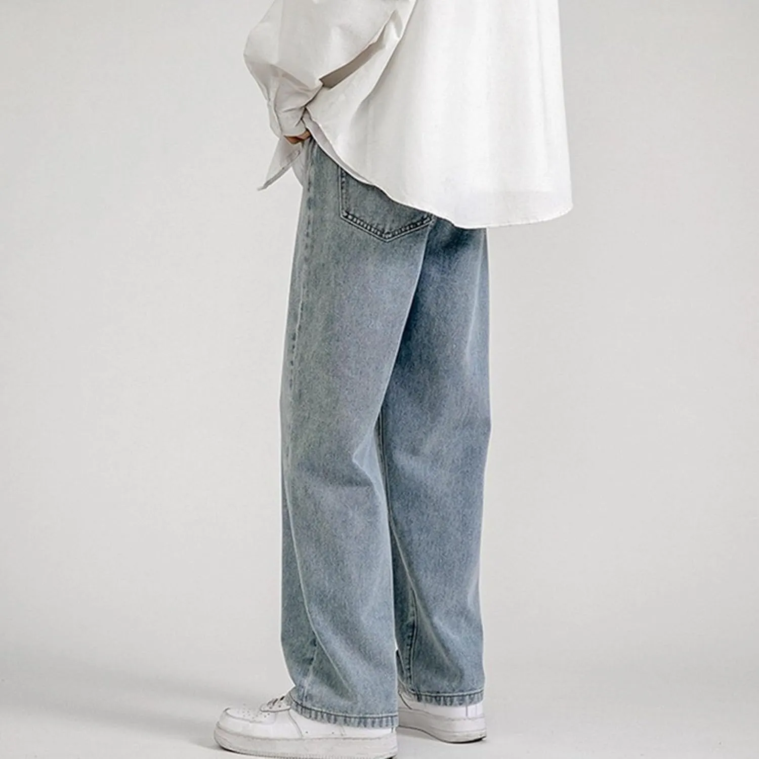 Men's Vintage Straight Loose Fit Jeans Causal Classic Hiking Denim Pants Washed Comfort Outdoor Jeans Trouser