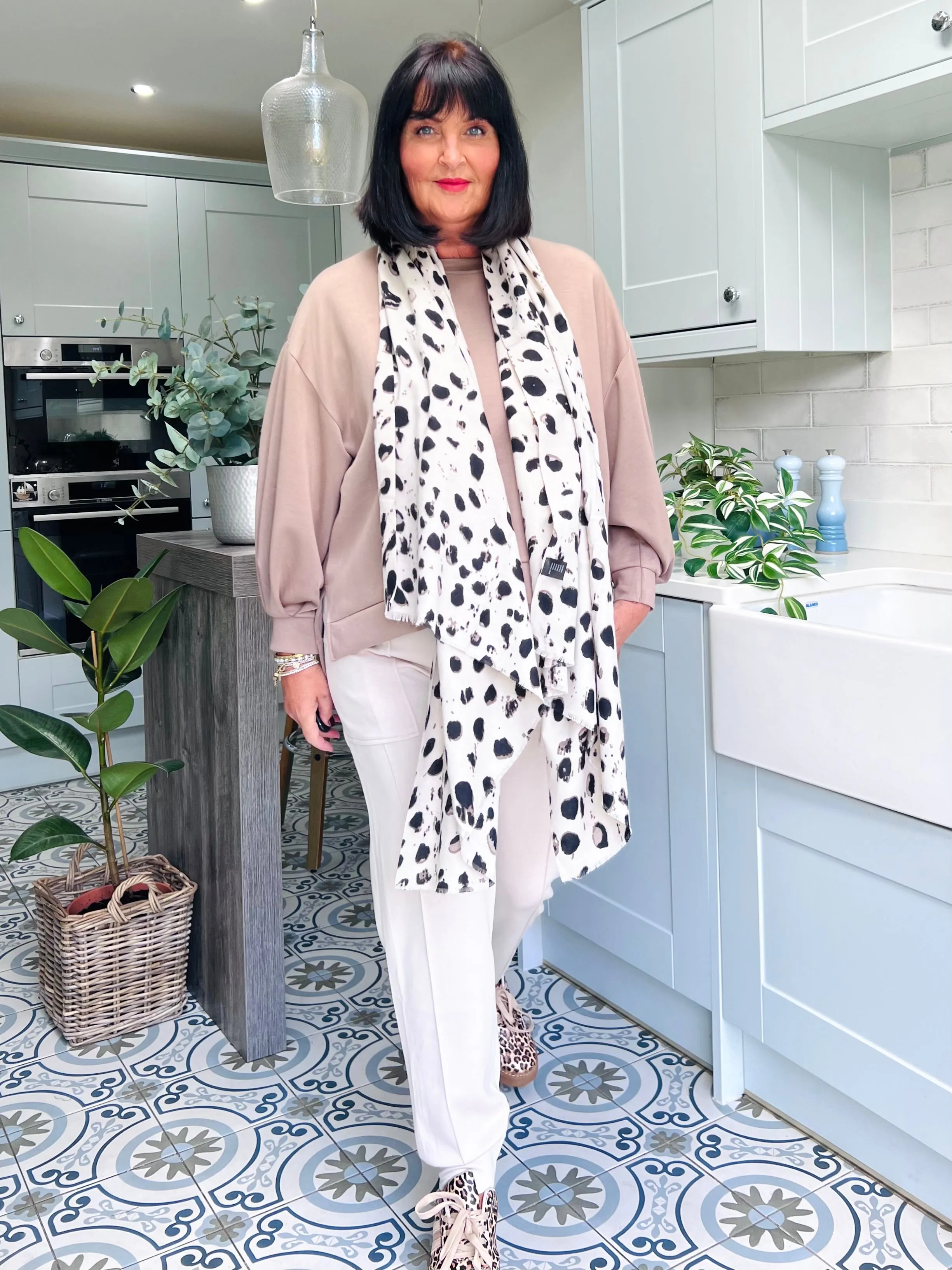 Mocha Soft Comfort Sweatshirt Esme