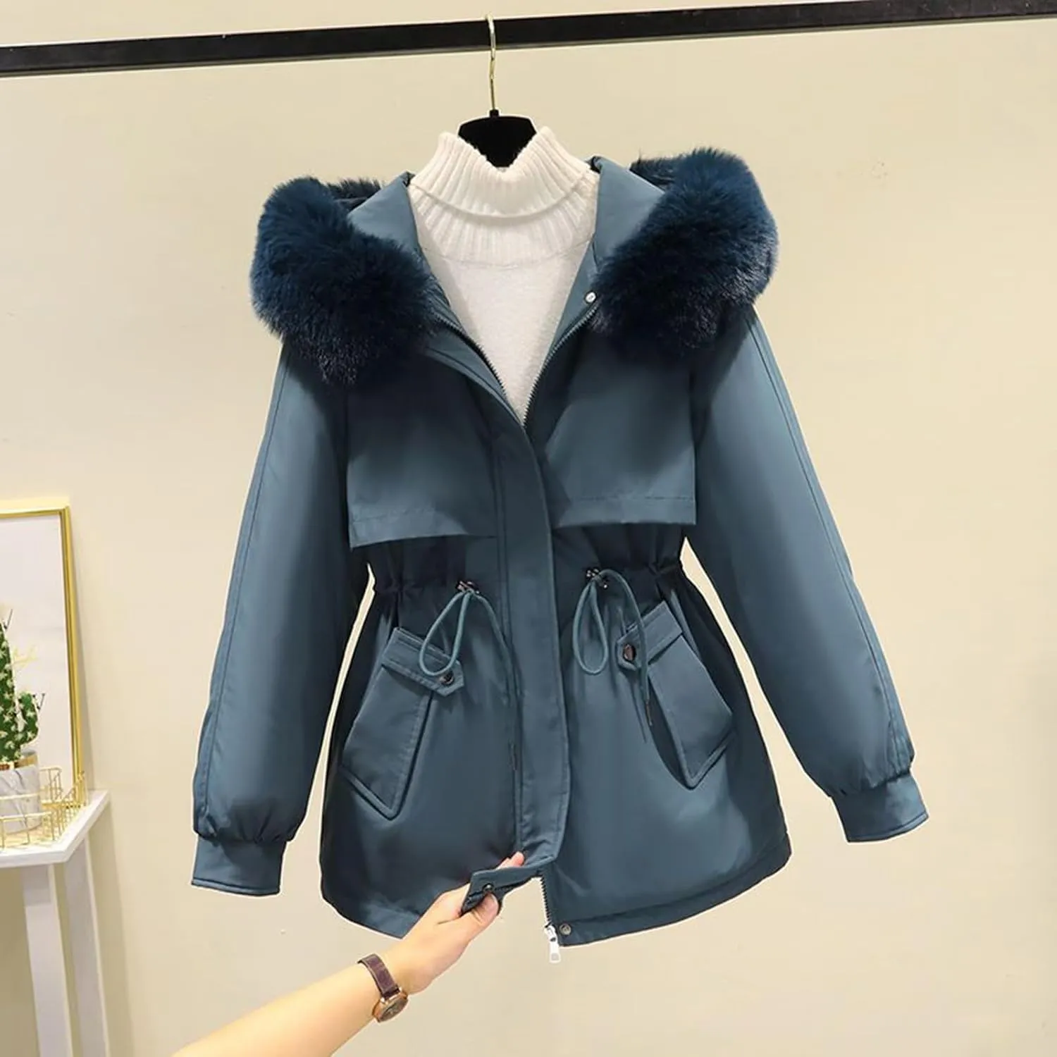 Womens 2024 Winter Fashion Cropped Coats Casual Warm Hood Puffer Jacket Elegant Long Sleeve Waist Cinching Down Coat